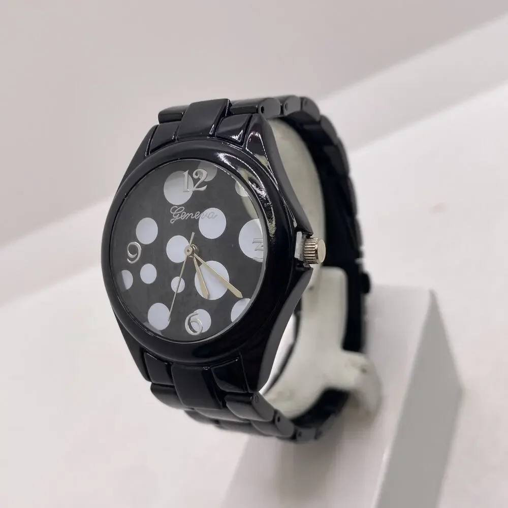Geneva Polka Dot New Womens Quartz Fashion Watch Works New Battery